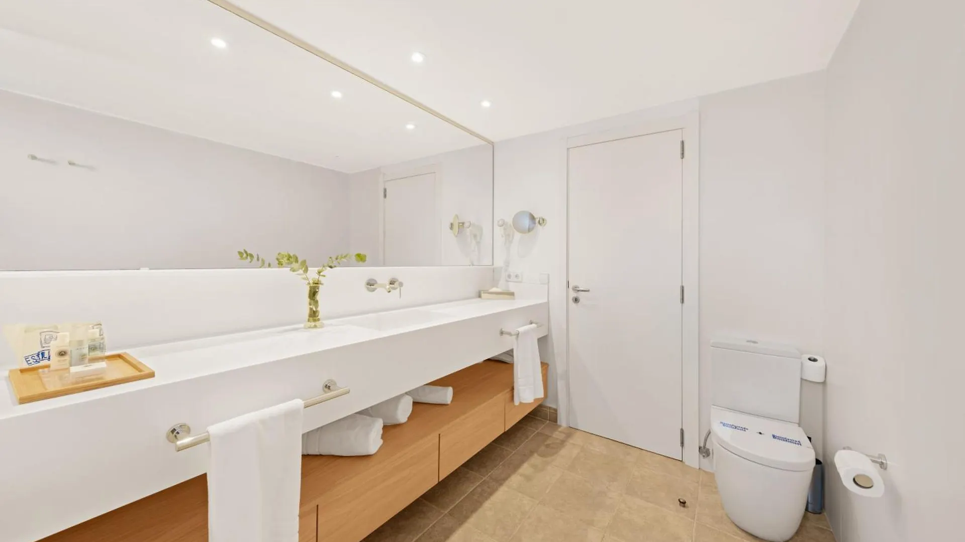 ****  Hotel Villa Chiquita - Adults Only - Over 12 Colonia de Sant Jordi Spain