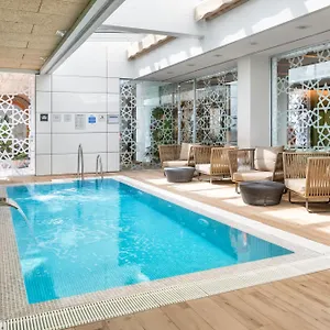 Catalonia Giralda Hotel