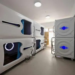  Auberge de jeunesse Space Capsule Espagne